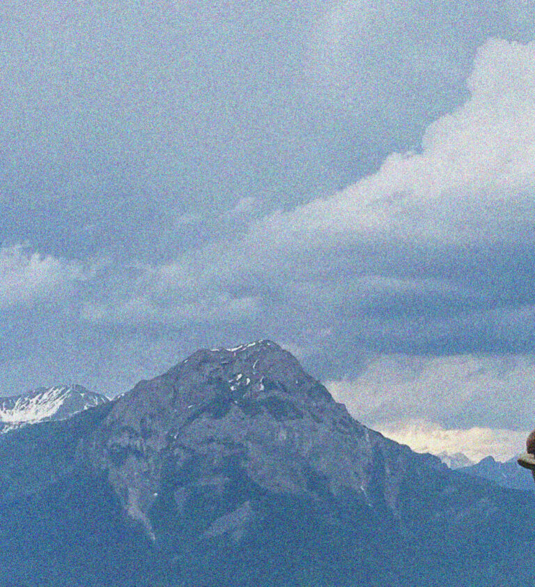 Konrad Hyży Enjoy the clouds